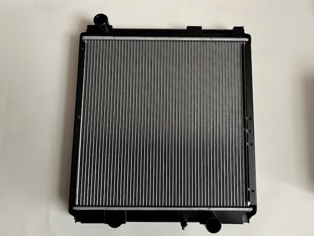 SU RADYATORU  BRAKETLI  MITSUBISHI PRESTIJ DELUXE 3.0 D 2005-2011